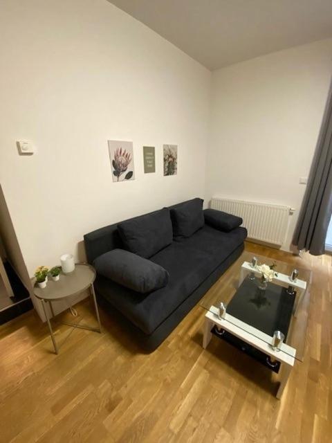 Paky Appartements 00322 Bruck an der Leitha Bagian luar foto